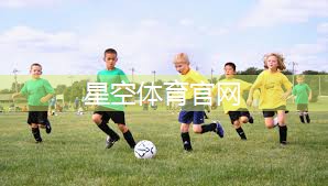 星空体育集团：综合健身训练器材使用方法